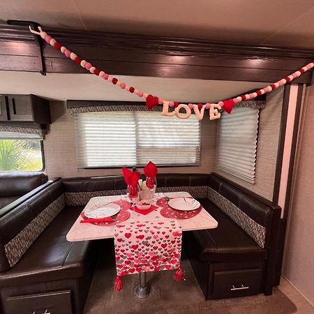 Hotel Lake Front Rv Experience Close To Port Canaveral And Kennedy Space Center Titusville Exterior foto