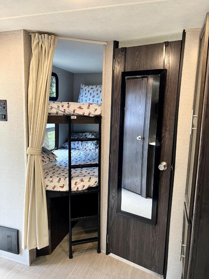Hotel Lake Front Rv Experience Close To Port Canaveral And Kennedy Space Center Titusville Exterior foto