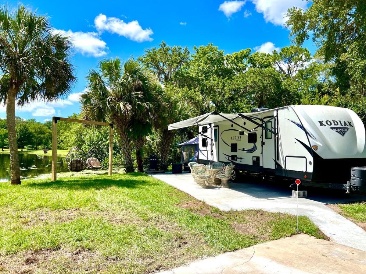Hotel Lake Front Rv Experience Close To Port Canaveral And Kennedy Space Center Titusville Exterior foto